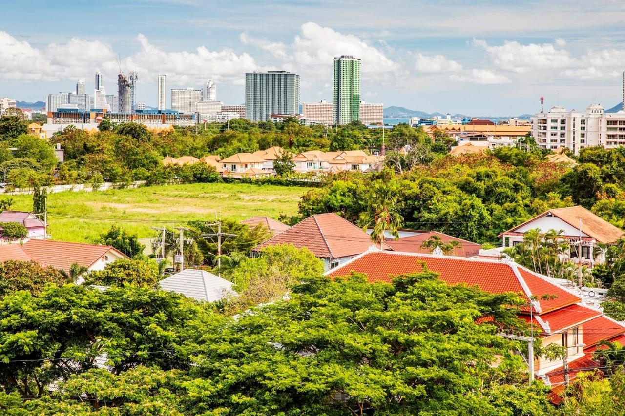 Hotel The Rizin Pattaya Exterior foto